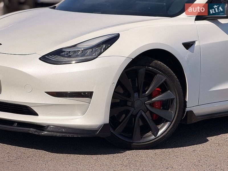Седан Tesla Model 3 2019 в Кривому Розі фото 4 Седан Tesla Model 3 2019 в Кривому Розі