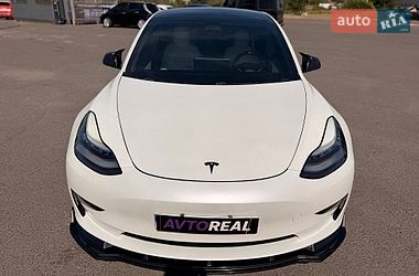 Седан Tesla Model 3 2019 в Кривому Розі фото 17 Седан Tesla Model 3 2019 в Кривому Розі