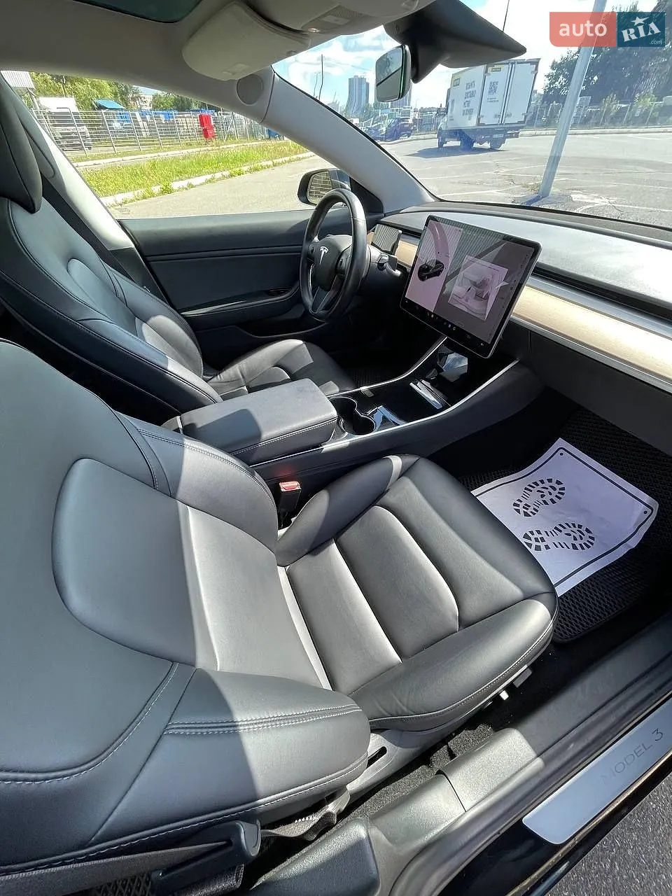 2018 Tesla Model 3 - мініатюра 12