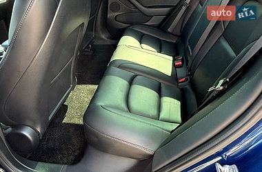 Седан Tesla Model 3 2021 в Одессе