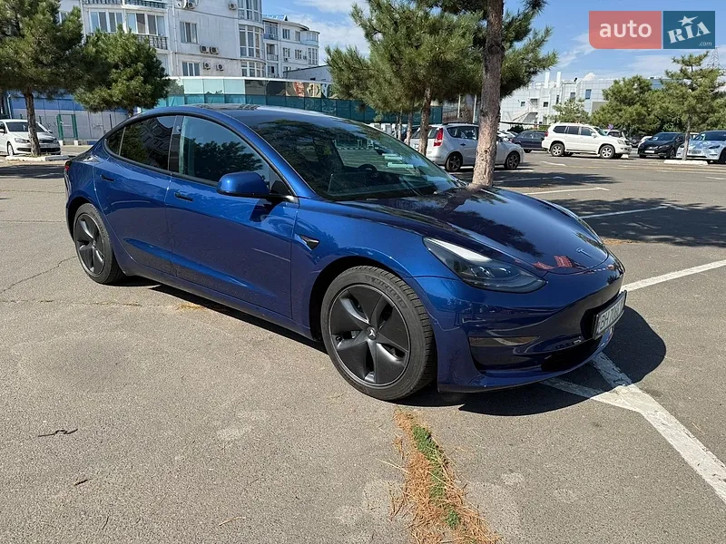 Tesla Model 3 2021
