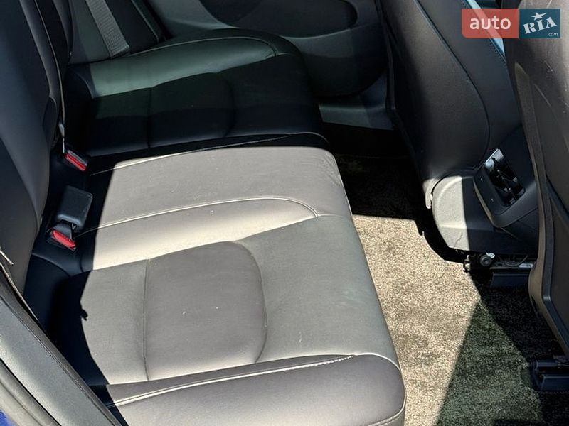 Седан Tesla Model 3 2021 в Одессе