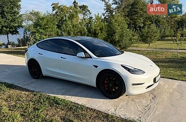Седан Tesla Model 3 2021 в Запоріжжі