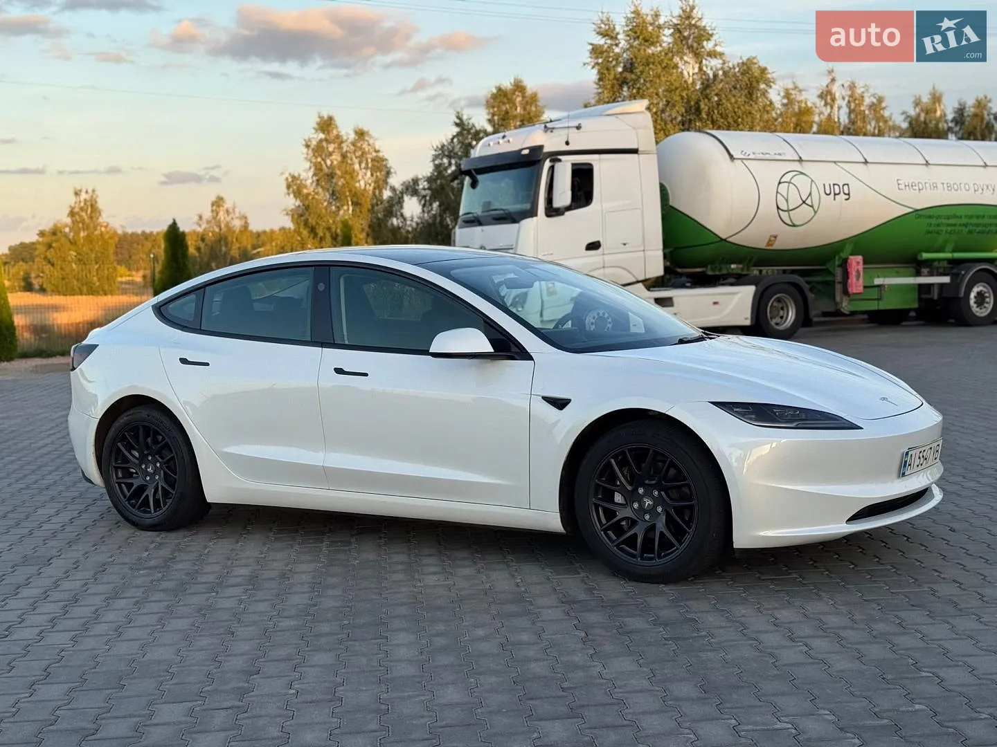 2024 Tesla Model 3 - мініатюра 14