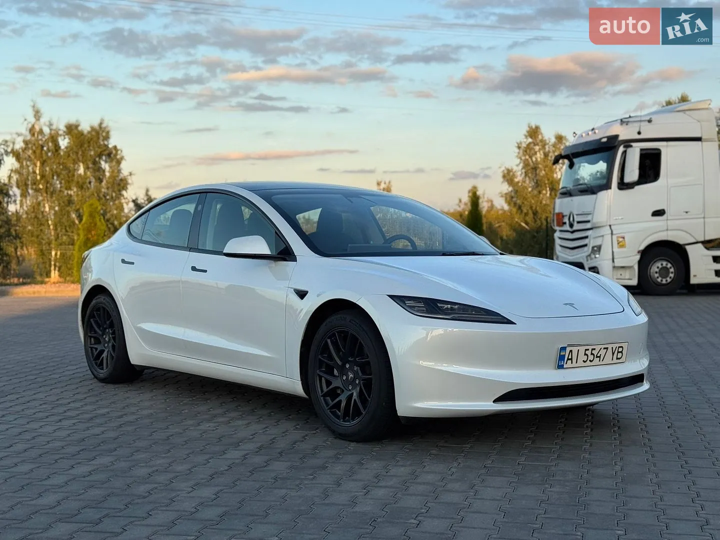 2024 Tesla Model 3 - мініатюра 17