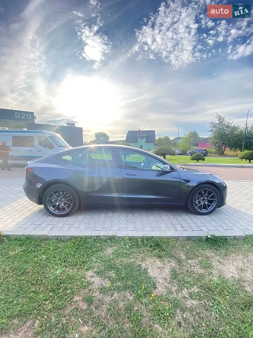2022 Tesla Model 3 - мініатюра 8