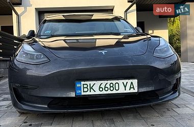 Седан Tesla Model 3 2022 в Острозі фото 4 Седан Tesla Model 3 2022 в Острозі