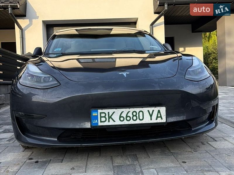 Седан Tesla Model 3 2022 в Острозі фото 4 Седан Tesla Model 3 2022 в Острозі