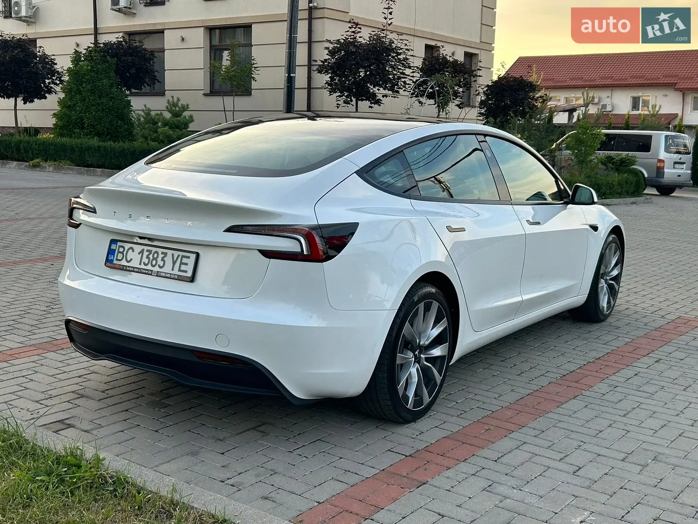 2024 Tesla Model 3 - мініатюра 31