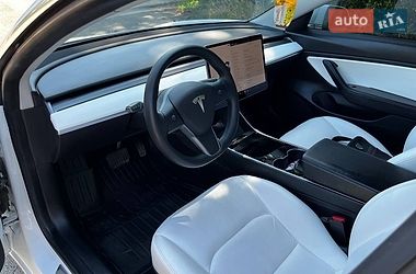 Седан Tesla Model 3 2020 в Хмельницком