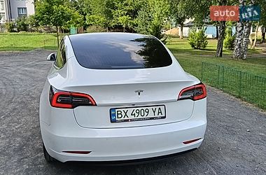 Седан Tesla Model 3 2020 в Хмельницком
