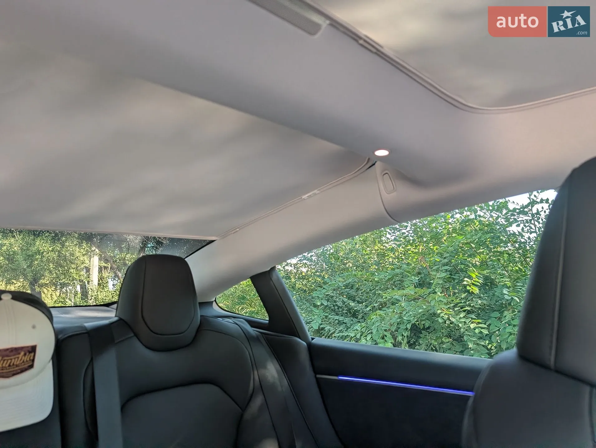 2025 Tesla Model 3 - мініатюра 11