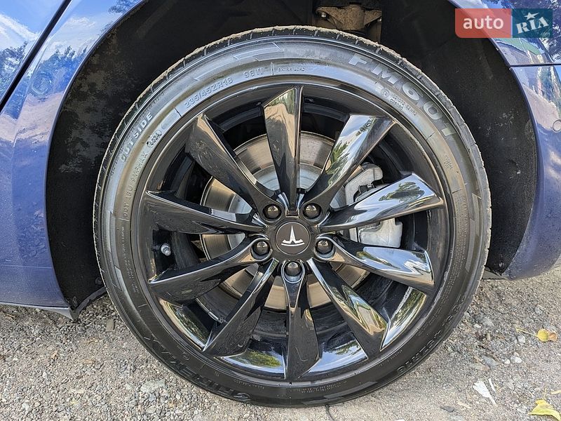 Седан Tesla Model 3 2021 в Дніпрі фото 2 Седан Tesla Model 3 2021 в Дніпрі