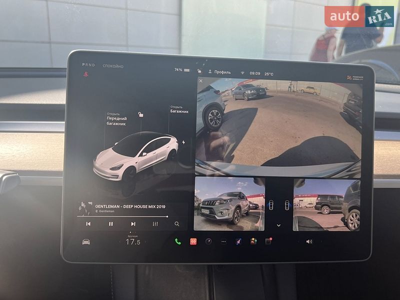 Седан Tesla Model 3 2023 в Києві