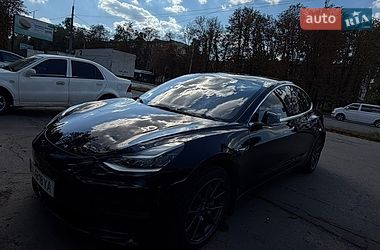 Седан Tesla Model 3 2020 в Полтаве