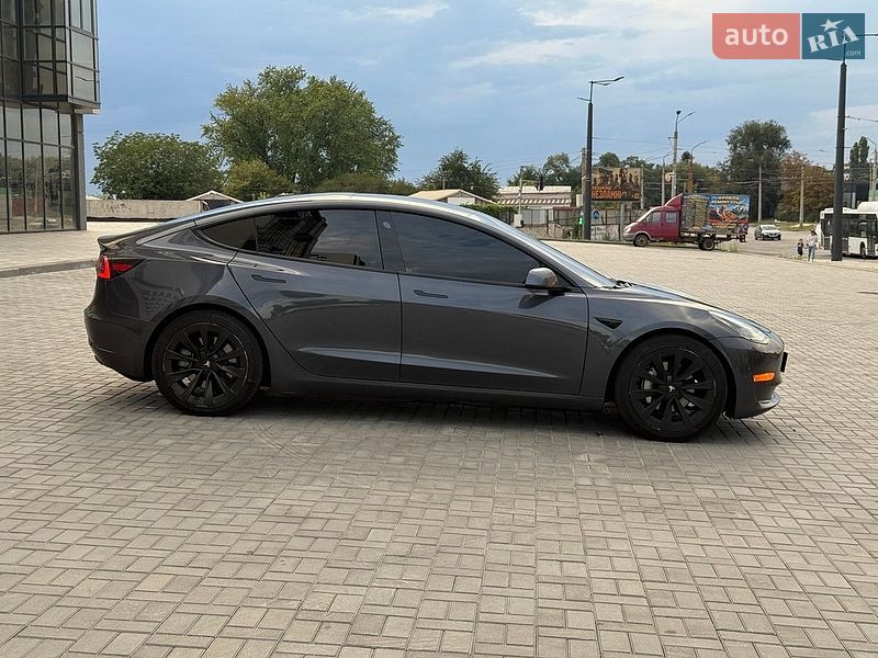 Седан Tesla Model 3 2021 в Днепре фото 5 Седан Tesla Model 3 2021 в Днепре