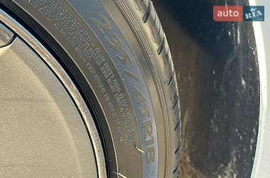 Седан Tesla Model 3 2022 в Киеве