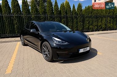 Седан Tesla Model 3 2022 в Одессе
