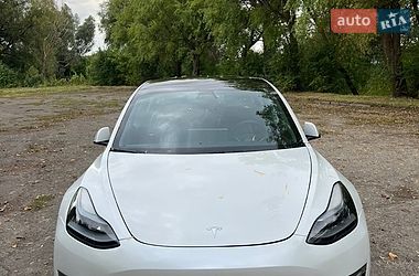 Седан Tesla Model 3 2021 в Млиніві фото 3 Седан Tesla Model 3 2021 в Млиніві