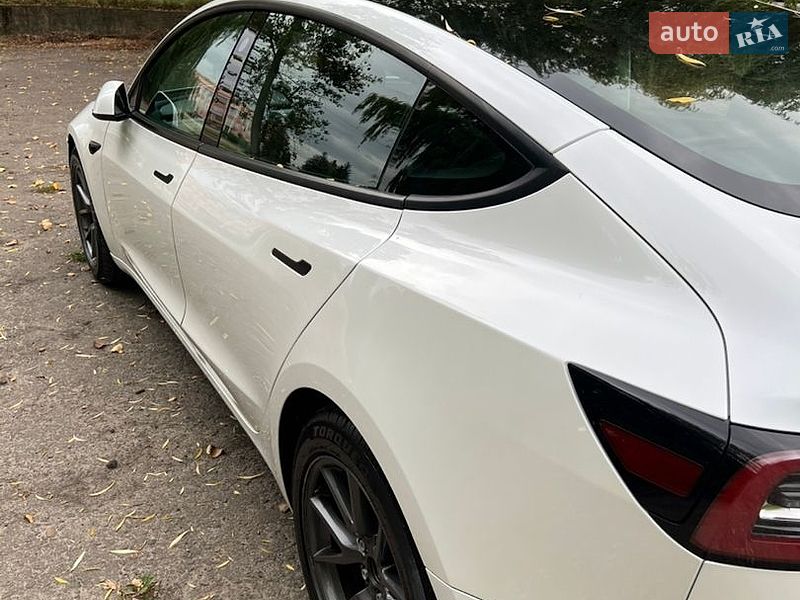 Седан Tesla Model 3 2021 в Млиніві фото 6 Седан Tesla Model 3 2021 в Млиніві
