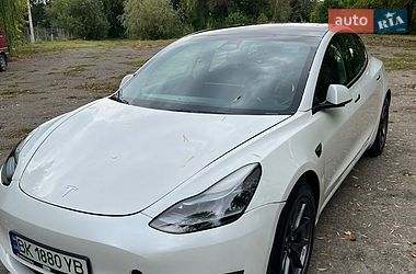 Седан Tesla Model 3 2021 в Млиніві фото 4 Седан Tesla Model 3 2021 в Млиніві