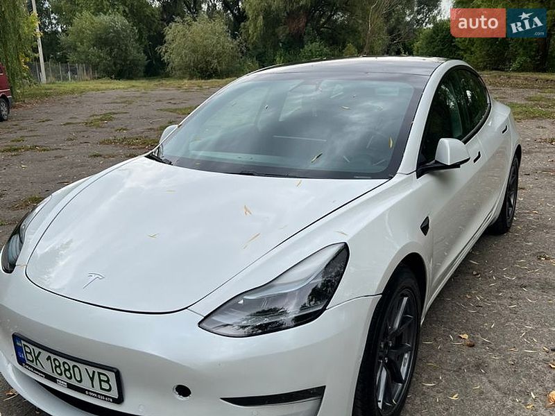 Седан Tesla Model 3 2021 в Млиніві фото 4 Седан Tesla Model 3 2021 в Млиніві
