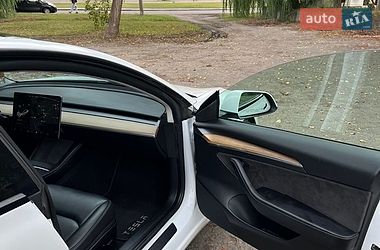 Седан Tesla Model 3 2021 в Млиніві фото 14 Седан Tesla Model 3 2021 в Млиніві