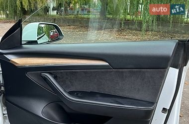 Седан Tesla Model 3 2021 в Млиніві фото 15 Седан Tesla Model 3 2021 в Млиніві