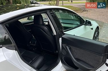 Седан Tesla Model 3 2021 в Млиніві фото 17 Седан Tesla Model 3 2021 в Млиніві