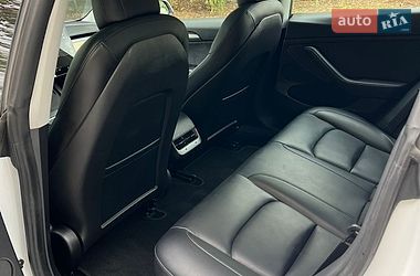 Седан Tesla Model 3 2021 в Млиніві фото 24 Седан Tesla Model 3 2021 в Млиніві