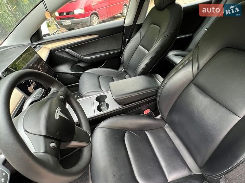 Седан Tesla Model 3 2021 в Млиніві фото 31 Седан Tesla Model 3 2021 в Млиніві