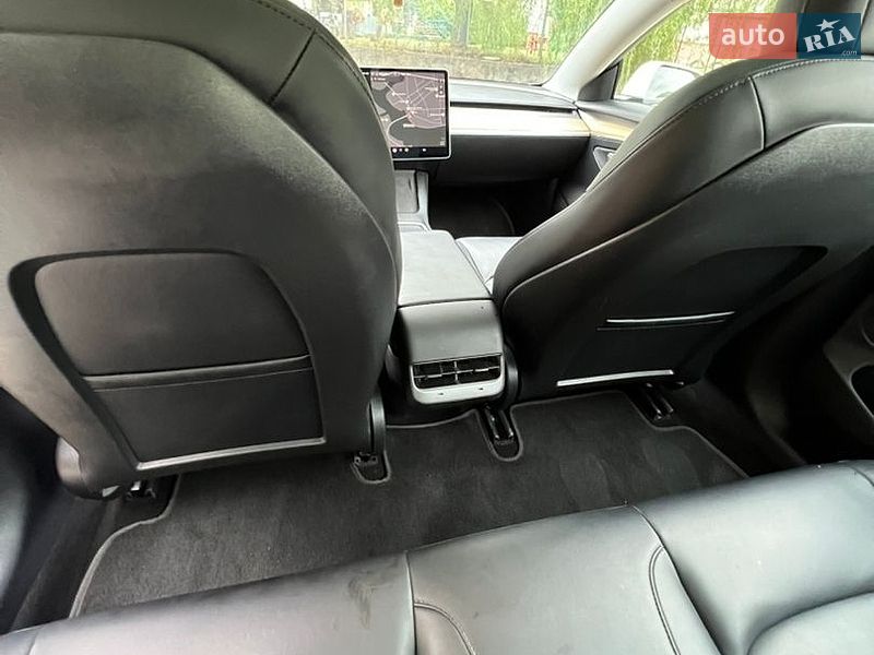 Седан Tesla Model 3 2021 в Млиніві фото 33 Седан Tesla Model 3 2021 в Млиніві