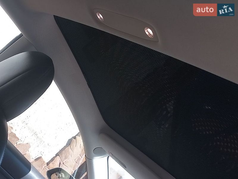 Седан Tesla Model 3 2020 в Одессе