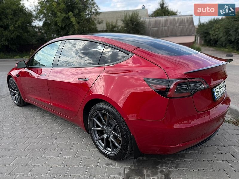 Седан Tesla Model 3 2022 в Вінниці