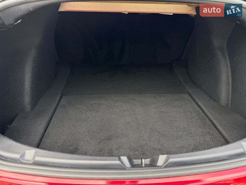 Седан Tesla Model 3 2022 в Вінниці