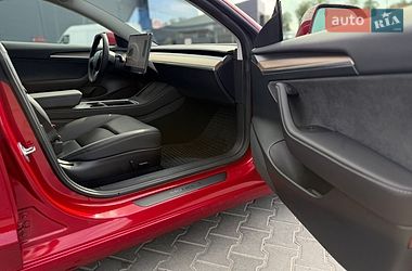 Седан Tesla Model 3 2022 в Вінниці