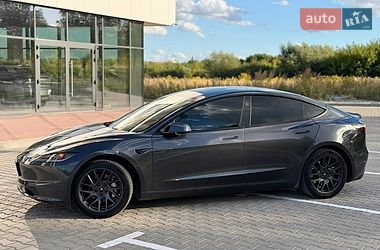 Седан Tesla Model 3 2024 в Рівному