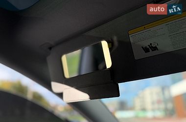 Седан Tesla Model 3 2024 в Рівному