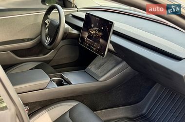 Седан Tesla Model 3 2024 в Рівному
