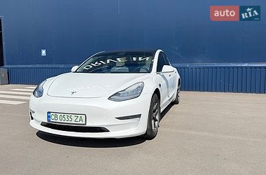 Седан Tesla Model 3 2018 в Киеве