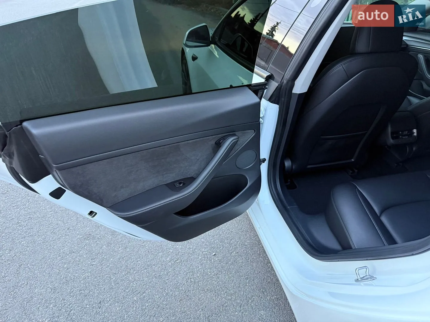 2021 Tesla Model 3 - мініатюра 12