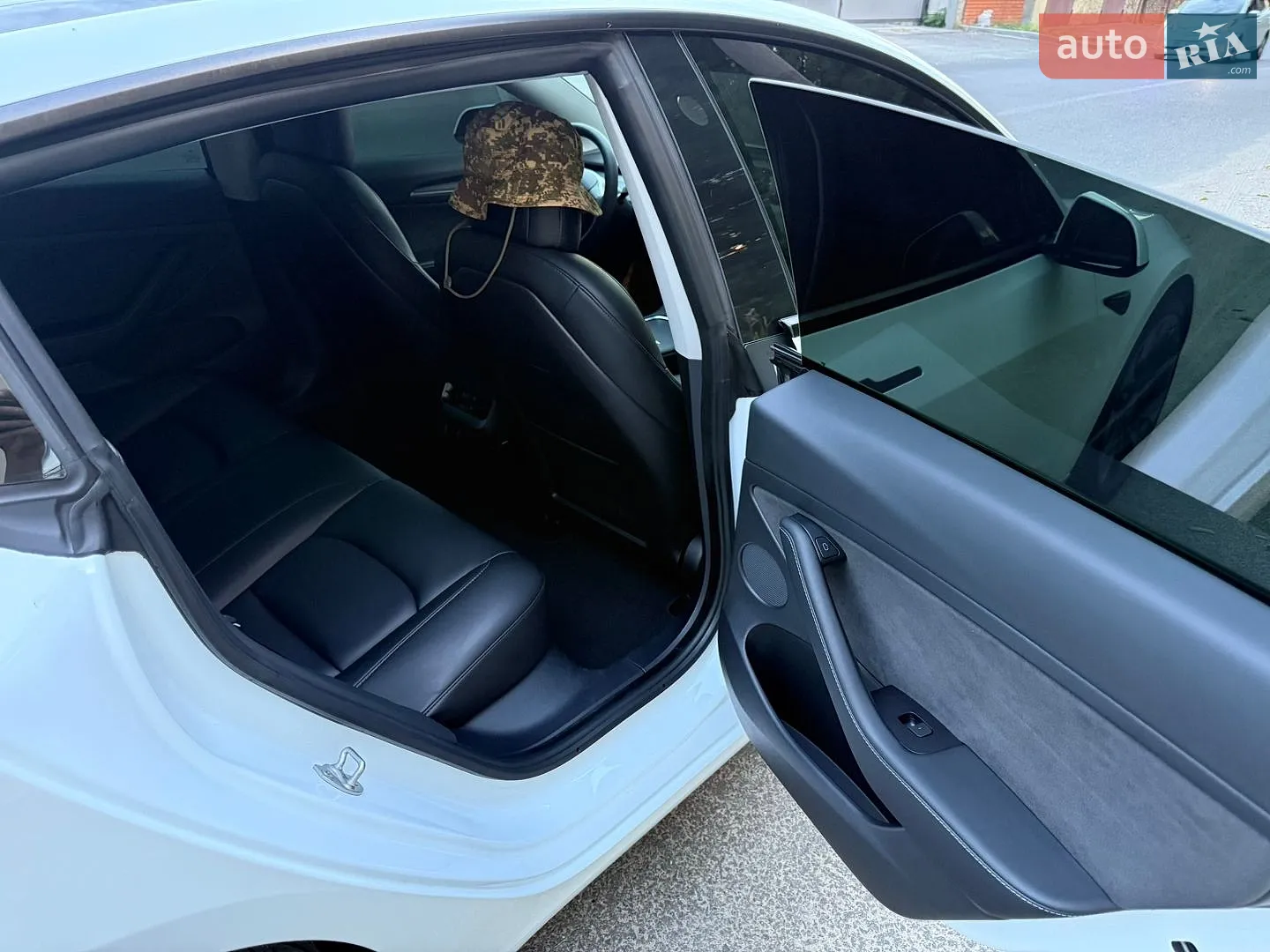 2021 Tesla Model 3 - мініатюра 15