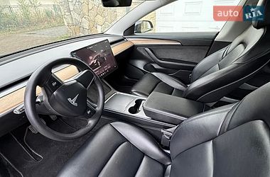 Седан Tesla Model 3 2022 в Надворной