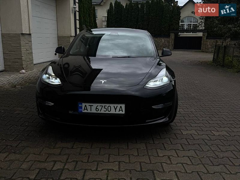 Седан Tesla Model 3 2022 в Надвірній фото 8 Седан Tesla Model 3 2022 в Надвірній