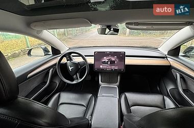 Седан Tesla Model 3 2022 в Надворной