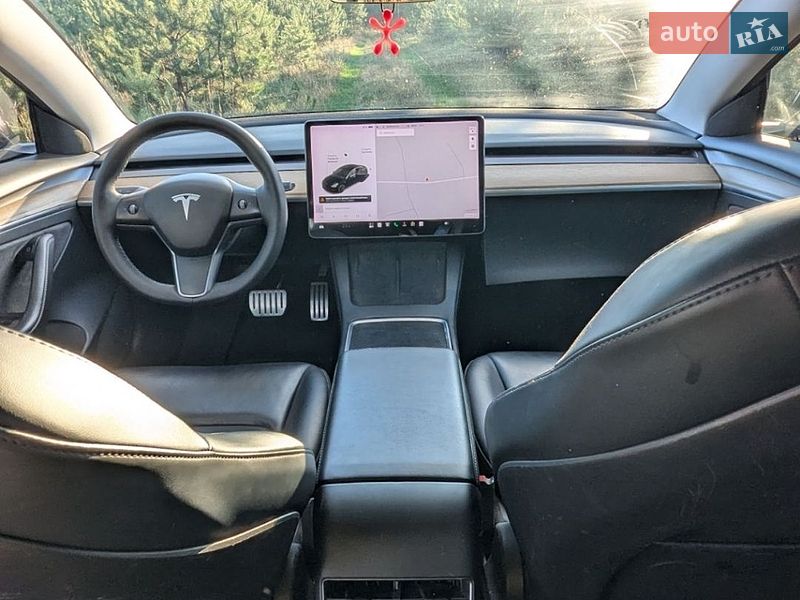 Седан Tesla Model 3 2021 в Ковелі