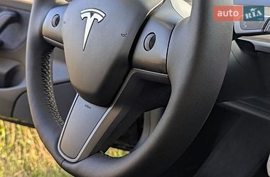 Седан Tesla Model 3 2021 в Ковелі