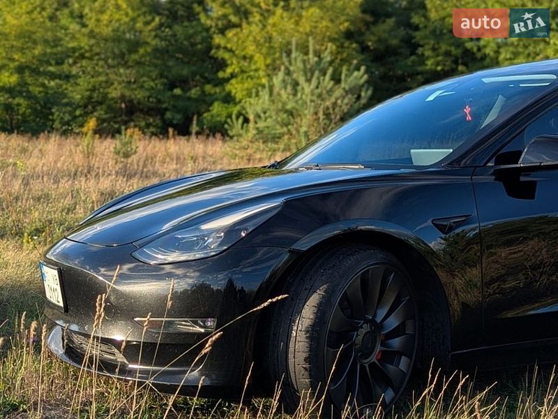 Седан Tesla Model 3 2021 в Ковелі
