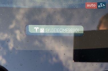 Седан Tesla Model 3 2021 в Ковелі
