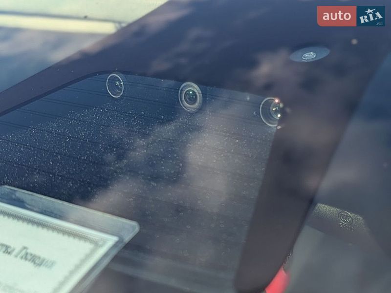 Седан Tesla Model 3 2021 в Ковелі